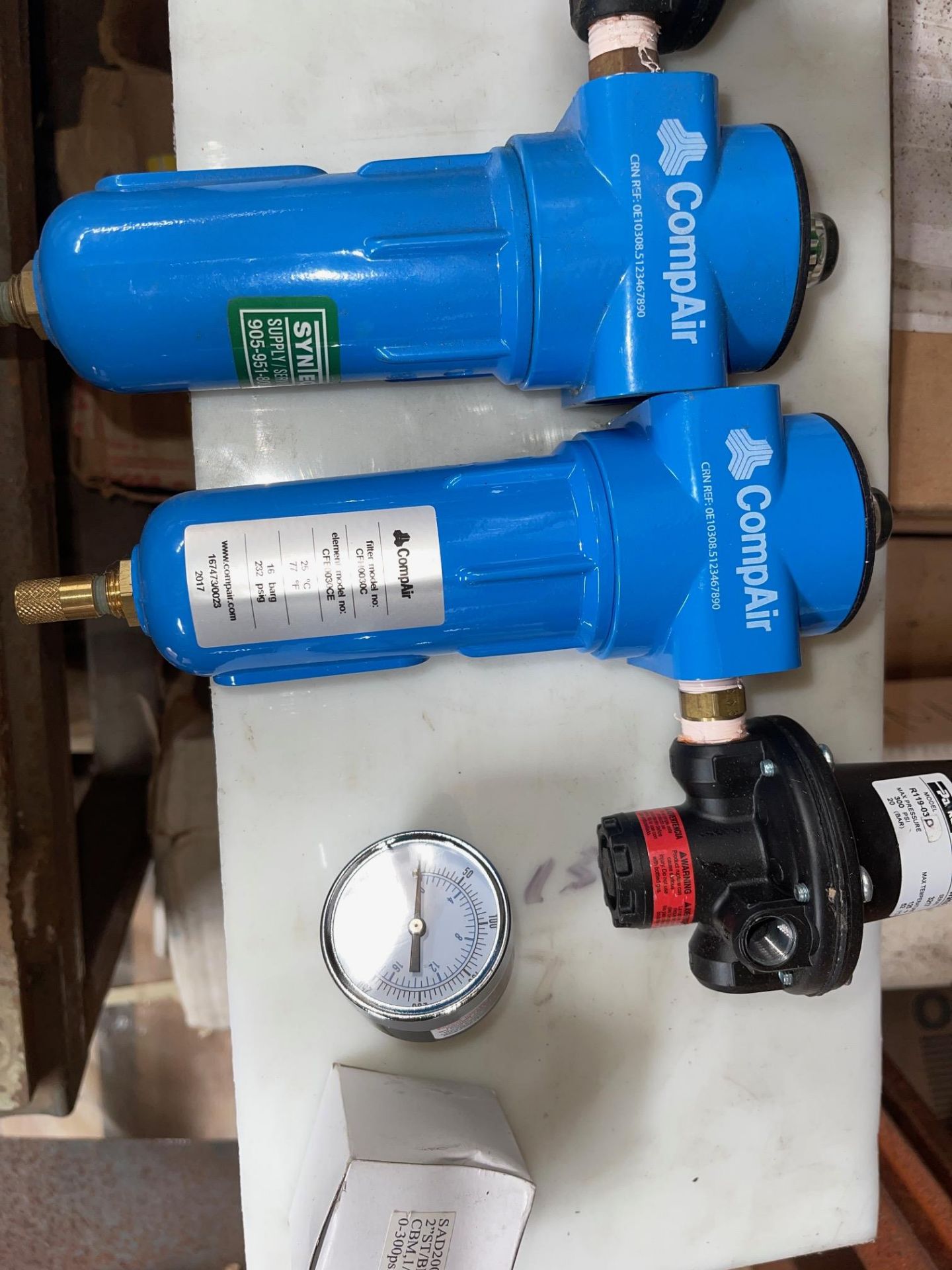 LOT/COMP AIR: AIR WATER SEPARATOR W/PARKER REGULATOR, MAX 300PSI WITH GAUGES(3) SETS - Image 3 of 4