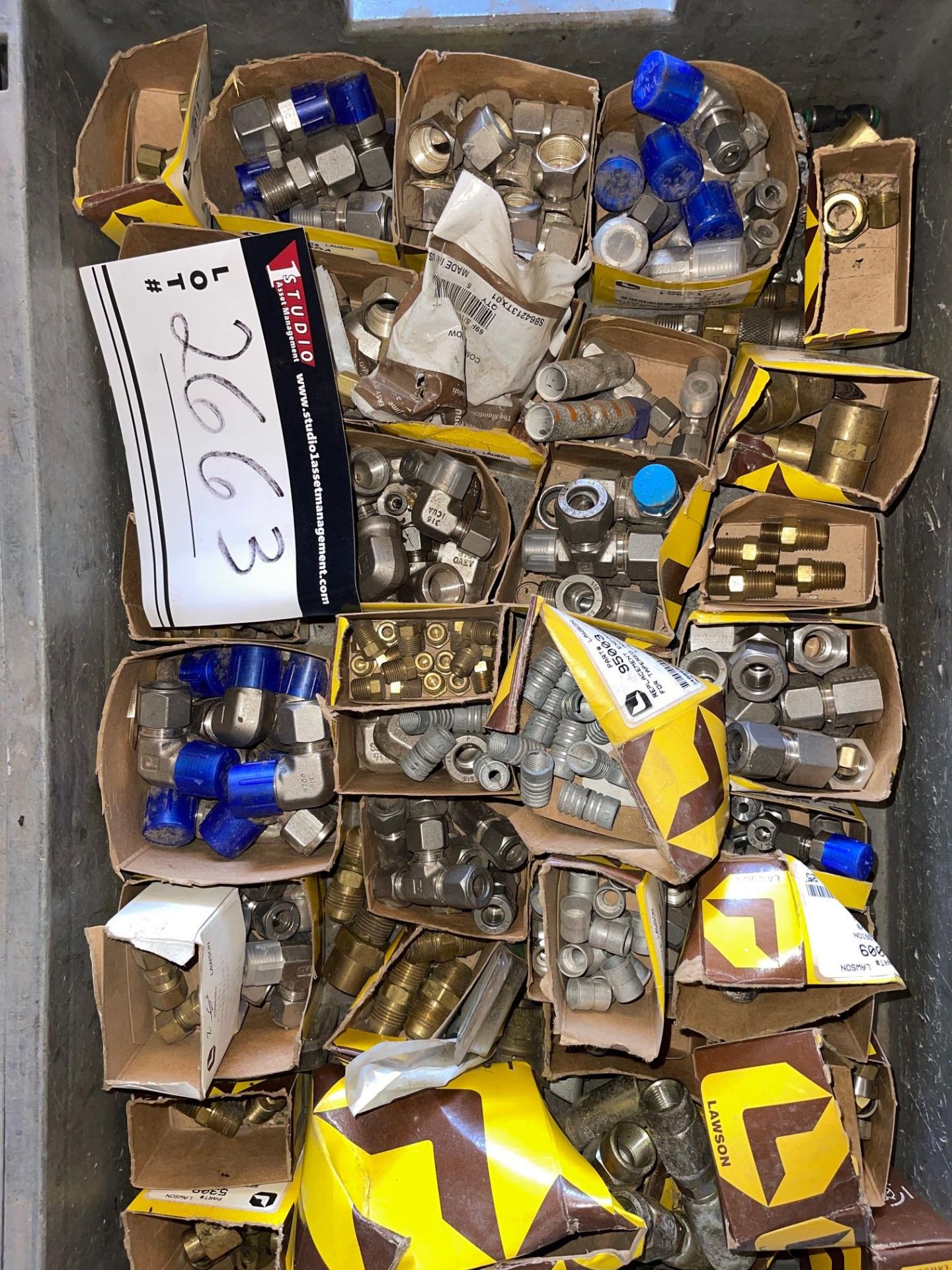 LOT/ BRASS/SS FITTINGS, TUBING AIR, HYDRAULICS