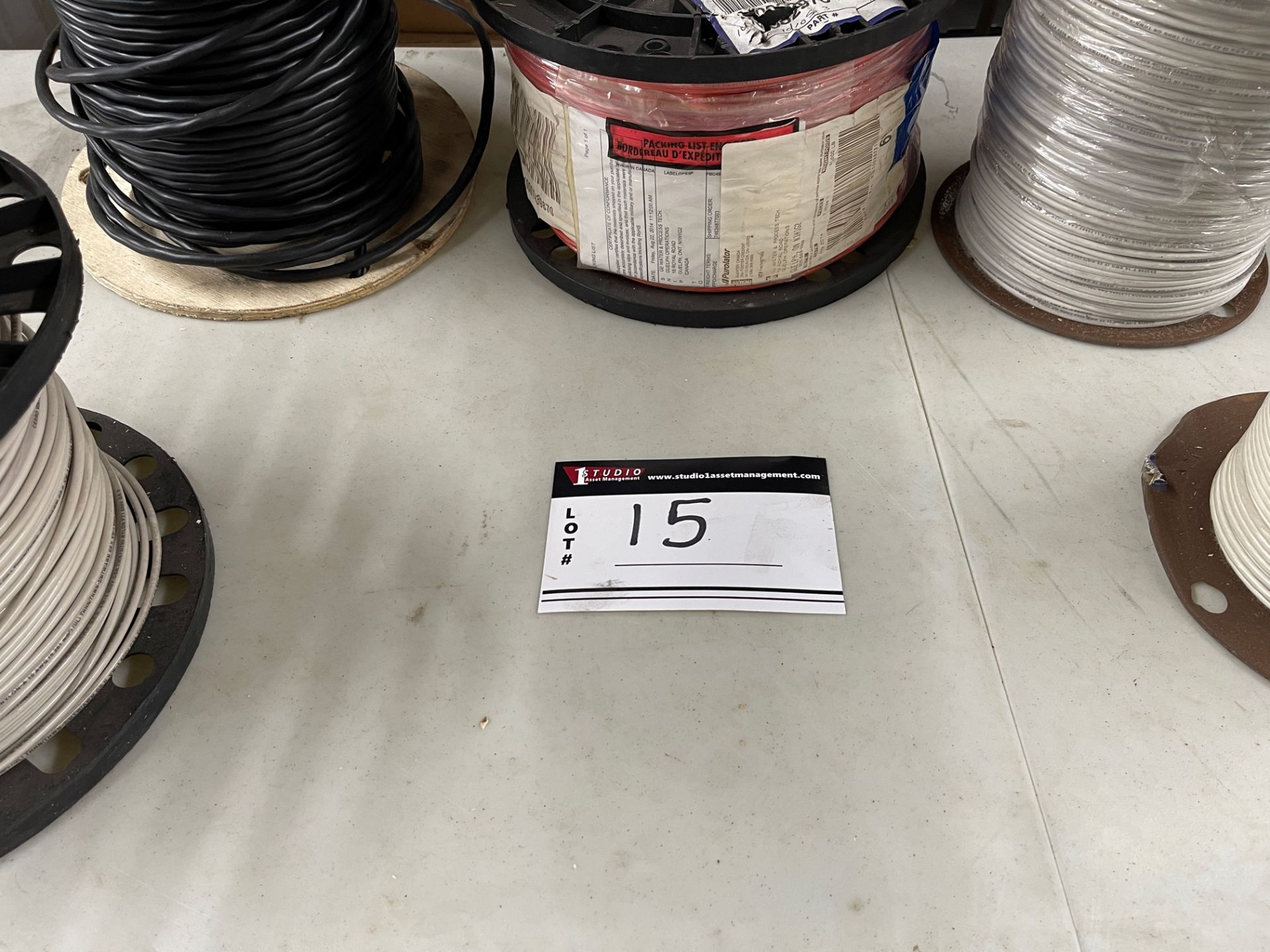 LOT/ (7) SPOOLS OF WIRE, FULL SPOOLS, T90, 10 GAUGE WHITE AND RED 6 X 300 METER SPOOLS APP AND T90