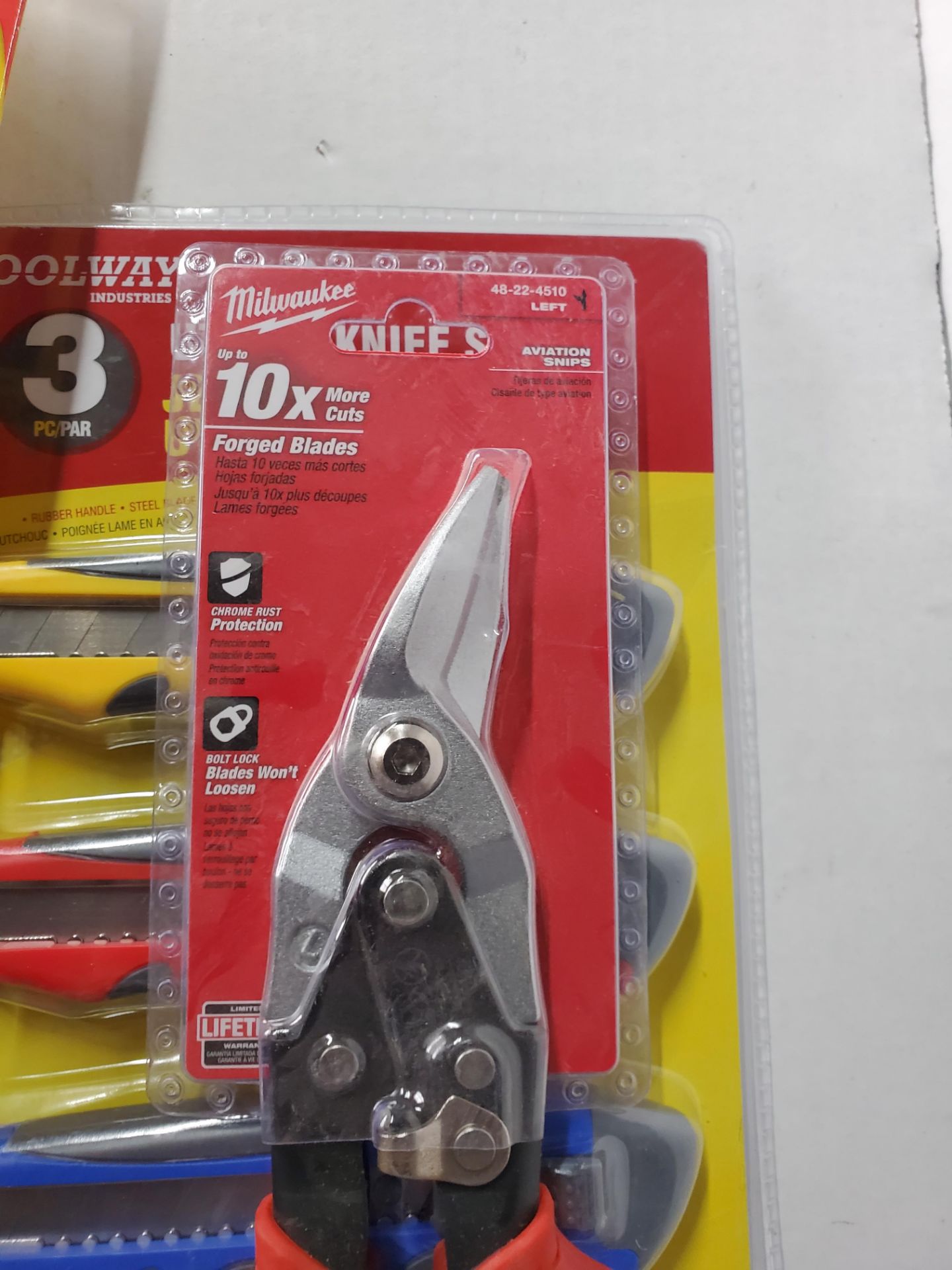 LOT/TOOLS, QTY 12