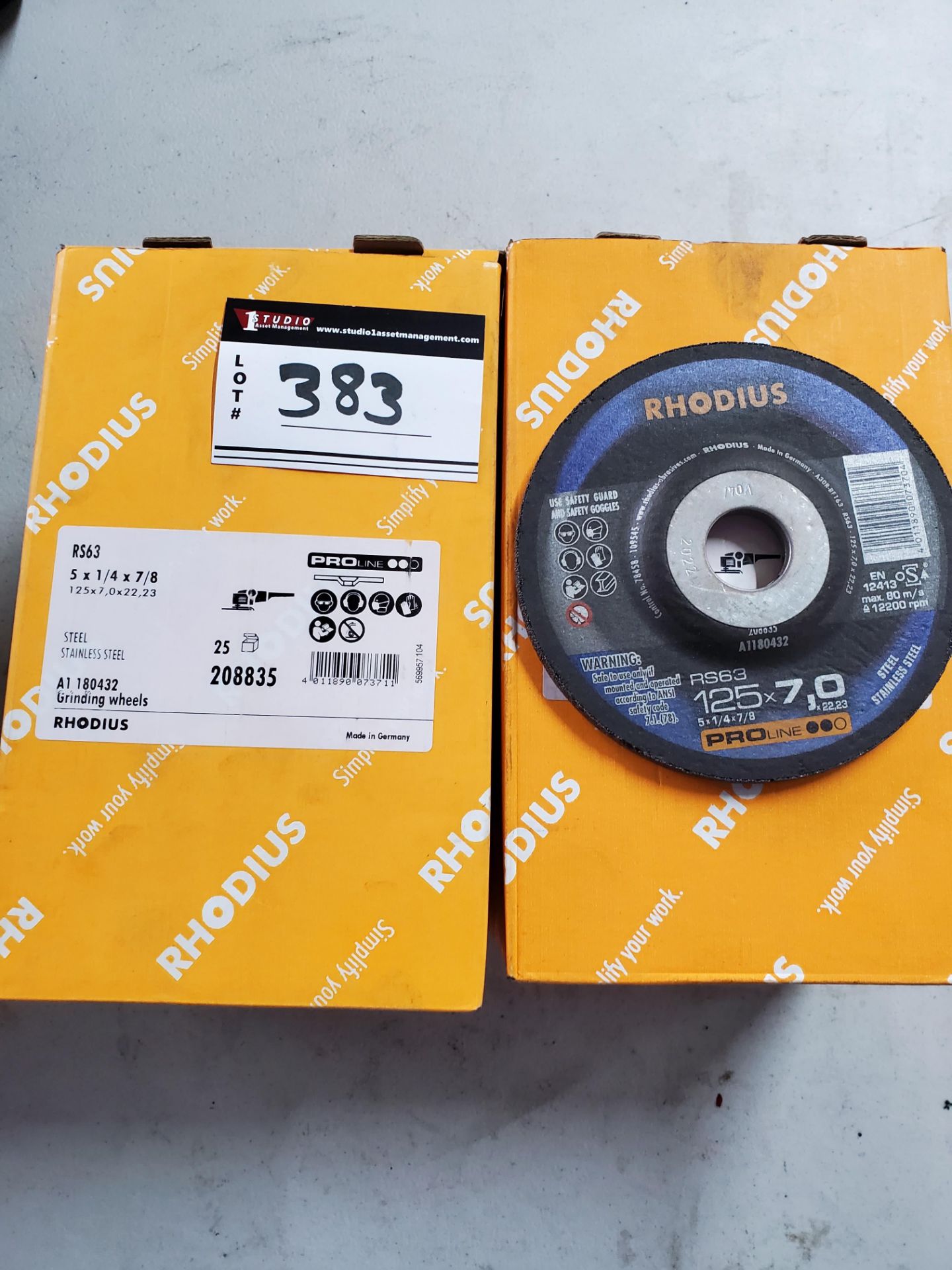 2 BOXES GRINDING WHEELS QTY 50
