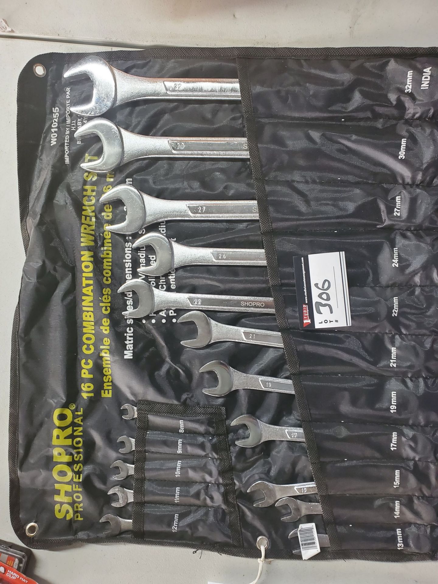 WRENCH SET