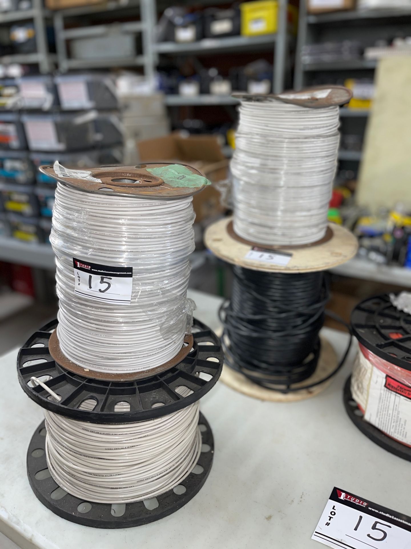 LOT/ (7) SPOOLS OF WIRE, FULL SPOOLS, T90, 10 GAUGE WHITE AND RED 6 X 300 METER SPOOLS APP AND T90 - Image 3 of 6