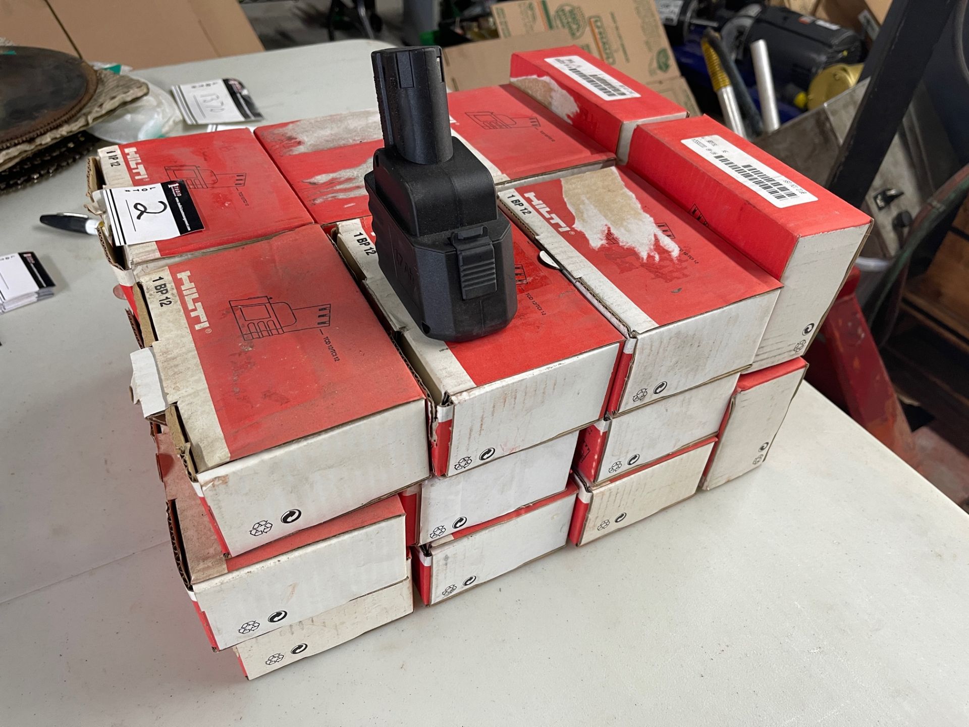 LOT/(25)HILTI, 1BP12, 12V NI-CD, PORTABLE TOOL BATTERIES, UNUSED - Image 2 of 4