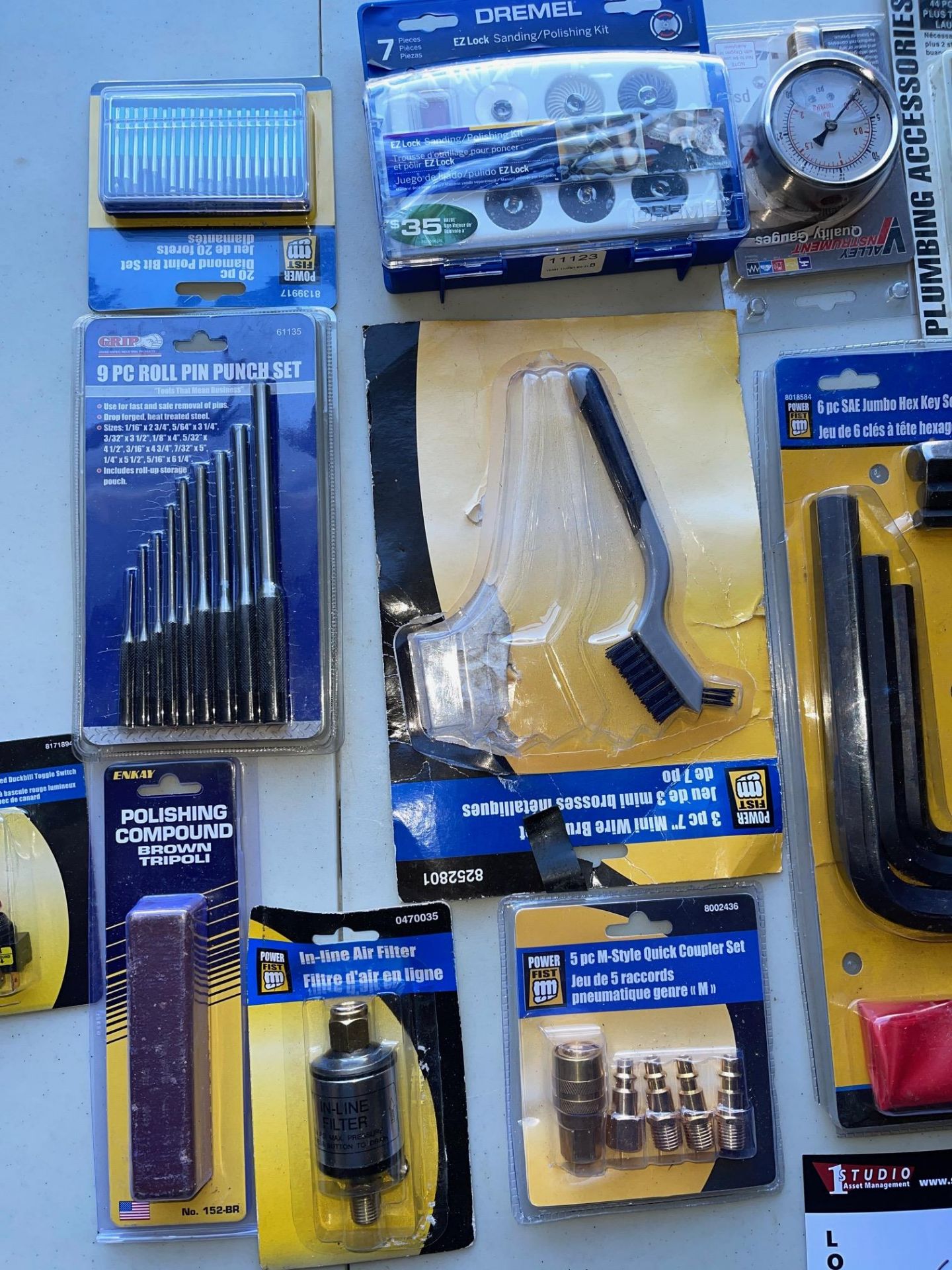 LOT/ ASSORTED TOOLS INCLUDING 5 PIECE M-STYLE QUICK COUPLE OF SETS, 6 PIECE SAE JUMBO HEX KEY SET, 8 - Image 2 of 6