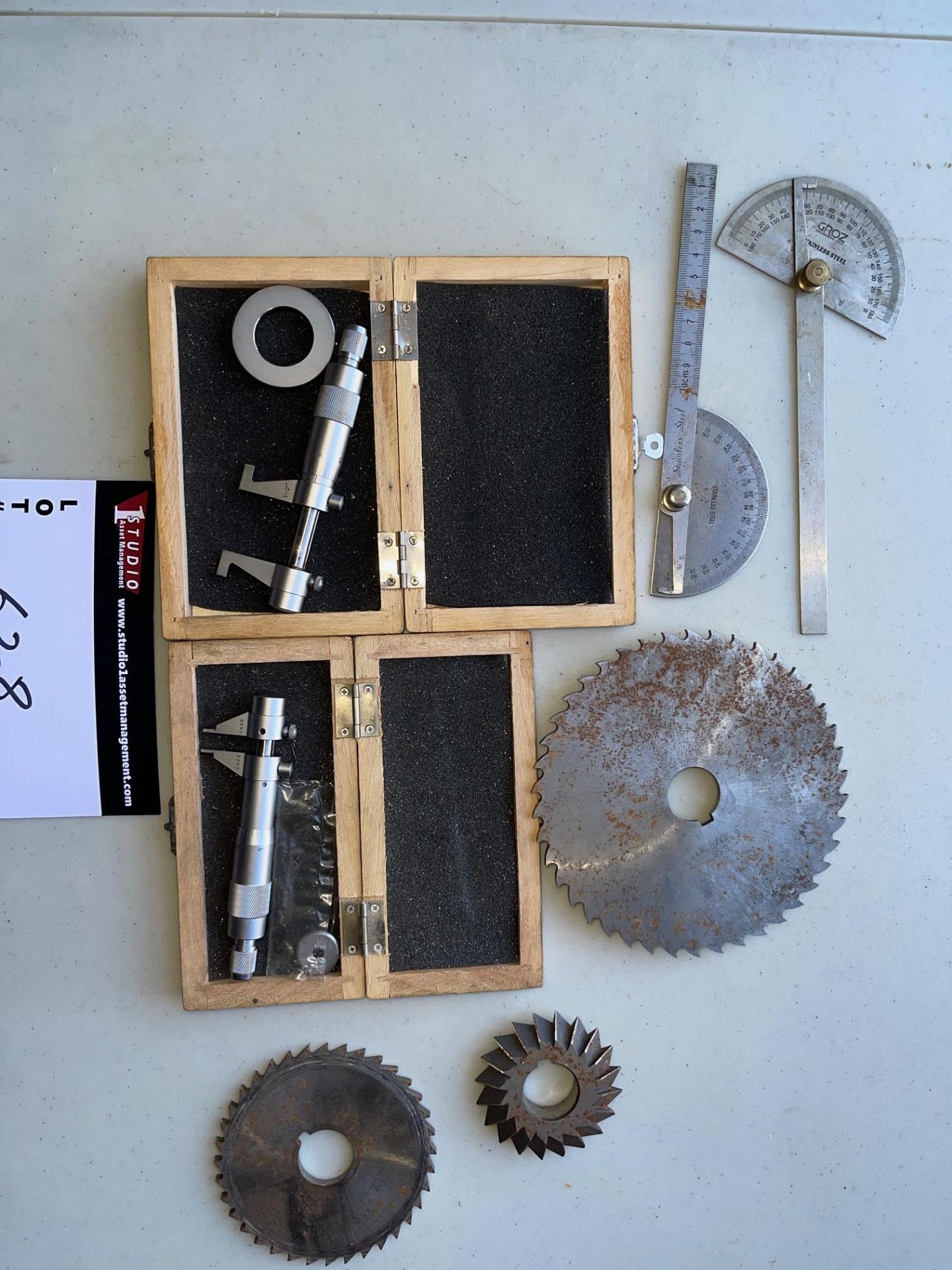 LOT/ MEASURING TOOLS INCLUDING INSIDE MICROMETERS, SS MEASURING DEVICES AND MACHINING CUTTING