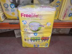 224 X FREELIFE BY BEBE CASH MINI 2 NAPPIES IN 2 BOXES