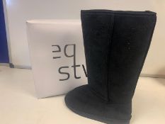 20 X BRAND NEW BOXED EQ STYLE WINTER BOOTS BLACK SIZE 6 IN 2 BOXES