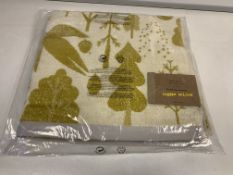 15 X BRAND NEW BOXED DONNA WILSON BIRD AND TREE MUSTARD BATH TOWELS 70 X 125CM RRP £24 EACH