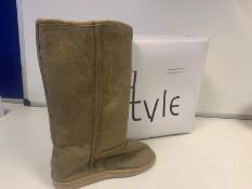 20 X BRAND NEW BOXED EQ STYLE WINTER BOOTS CAMEL SIZES 3 AND 8 IN 2 BOXES