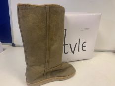 20 X BRAND NEW BOXED EQ STYLE WINTER BOOTS CAMEL SIZES 3 AND 6 IN 2 BOXES
