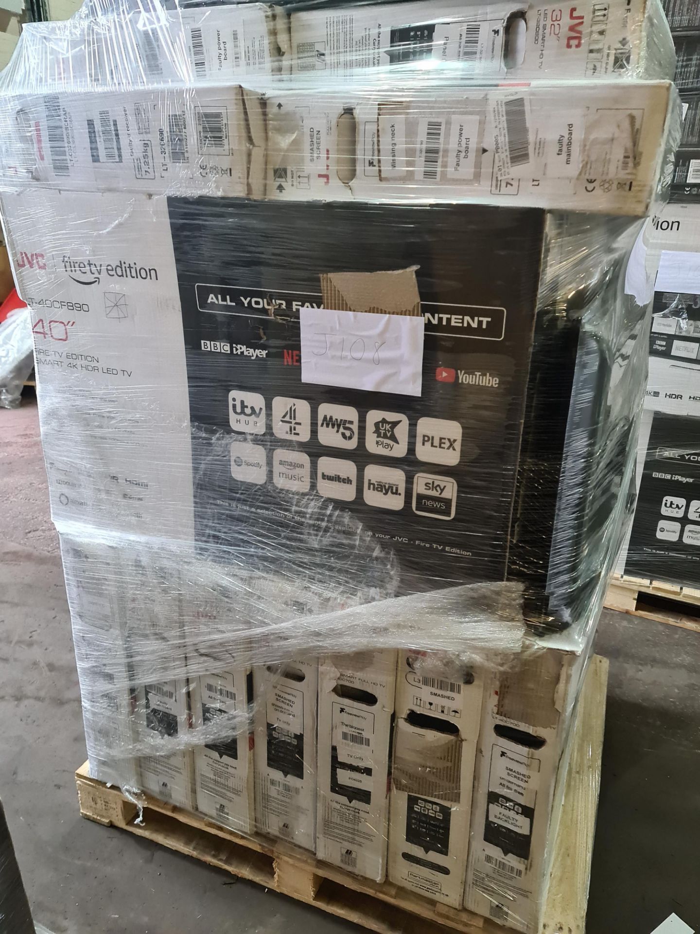 (J108) PALLET TO CONTAIN 19 x VARIOUS RETURNED TVS TO INCLUDE JVC. NOTE: ITEMS ARE CUSTOMER RETURNS. - Image 6 of 7