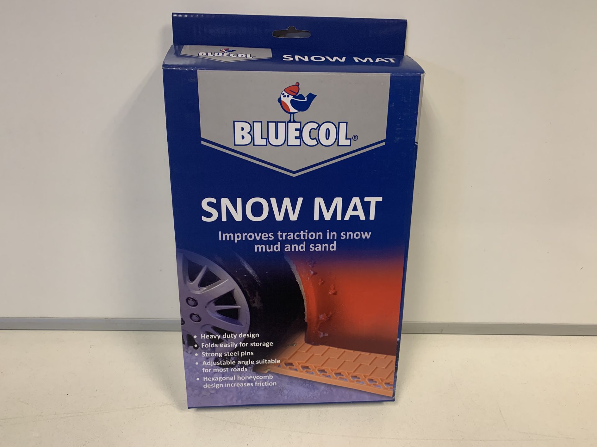 20 x NEW BLUECOL SNOW MAT - IMPROVES TRACTION IN SNOW, MUD & SAND. RRP £15 EACH