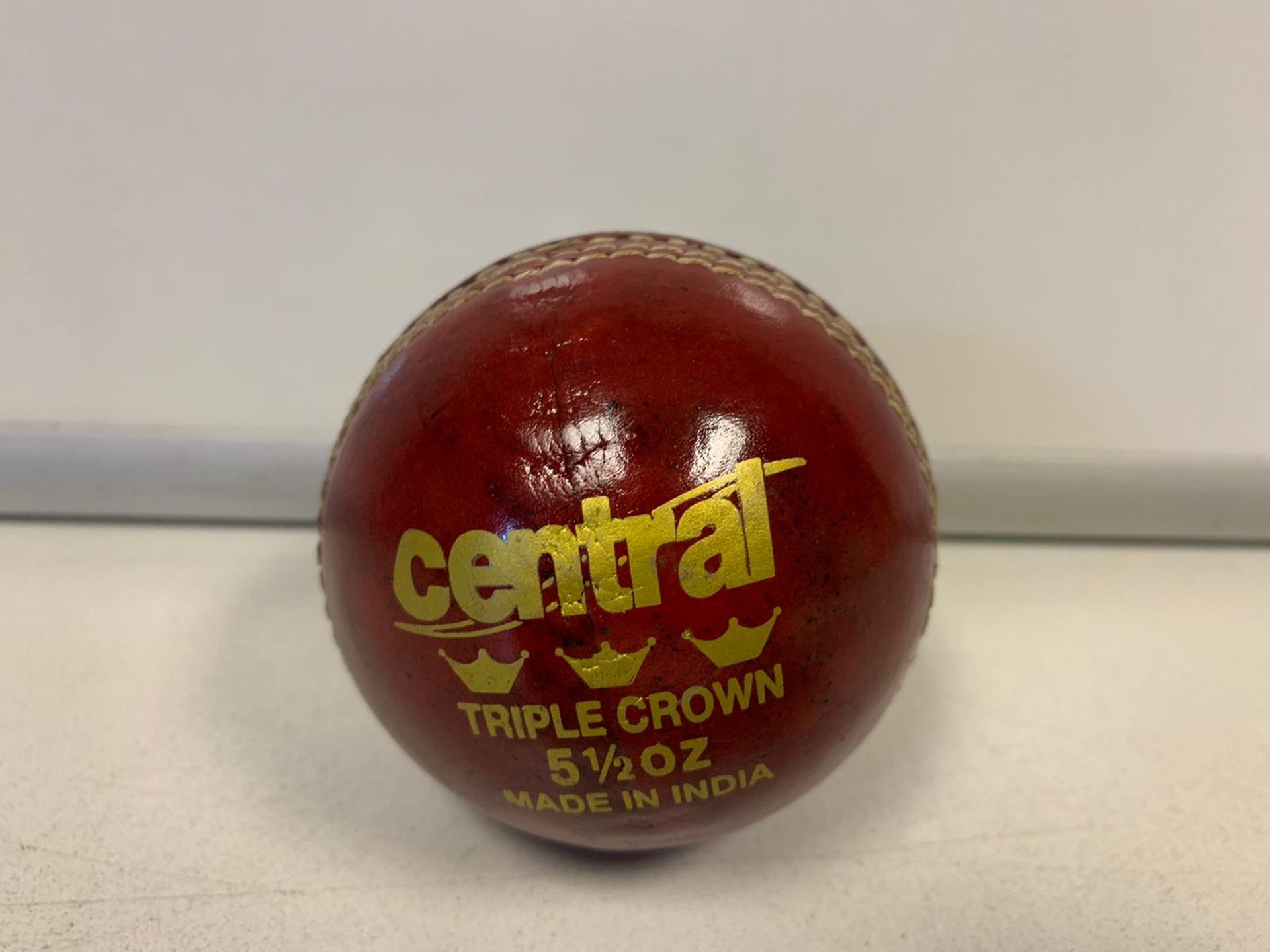 34 X BRAND NEW CENTRAL TRIPLE CROWNS MENS CRICKET BALLS