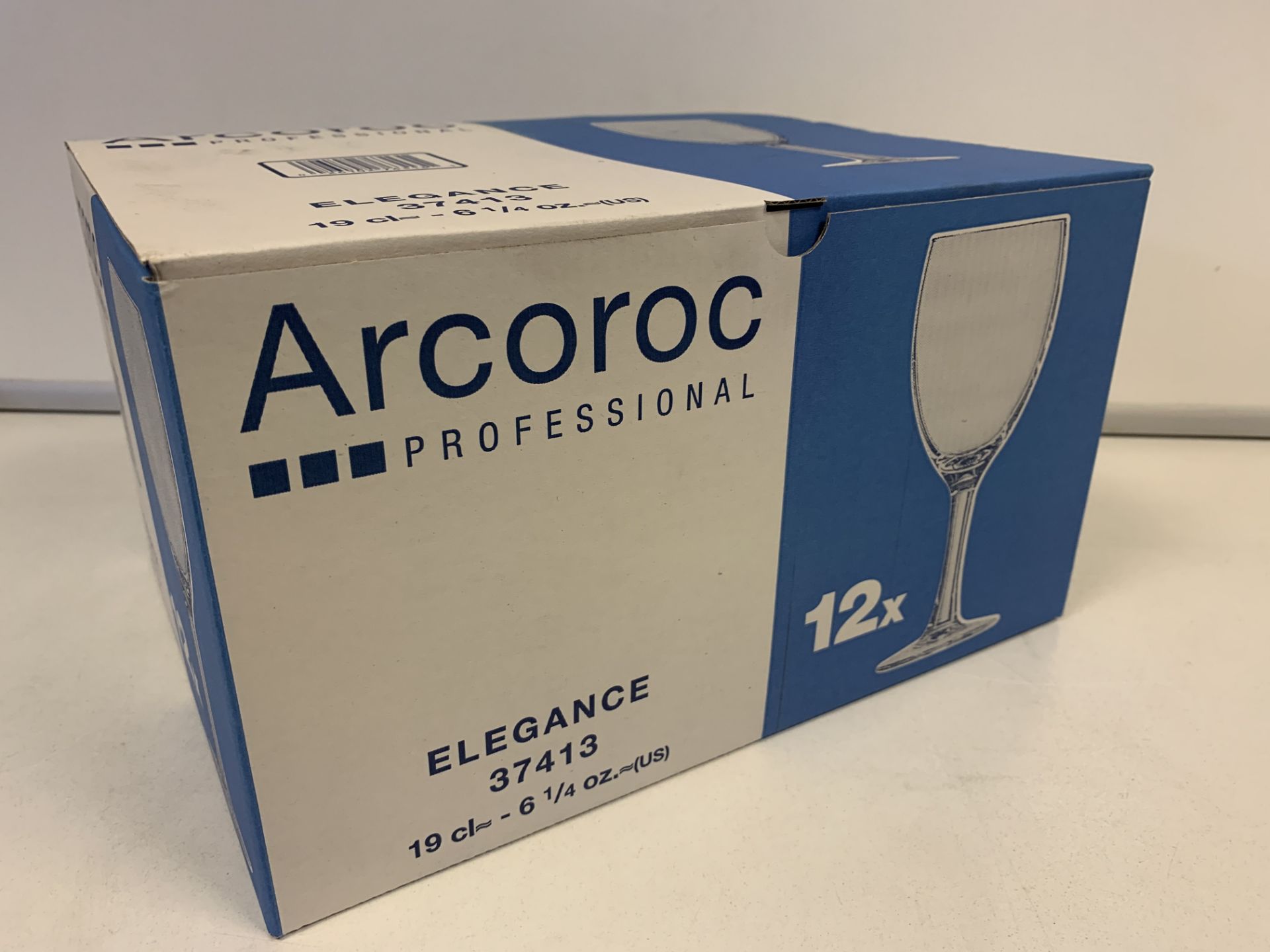 144 X BRAND NEW ARCOROC PROFESSIONAL ELEGANCE STEMGLASS 6 1/4 OZ GLASSES IN 3 BOXES