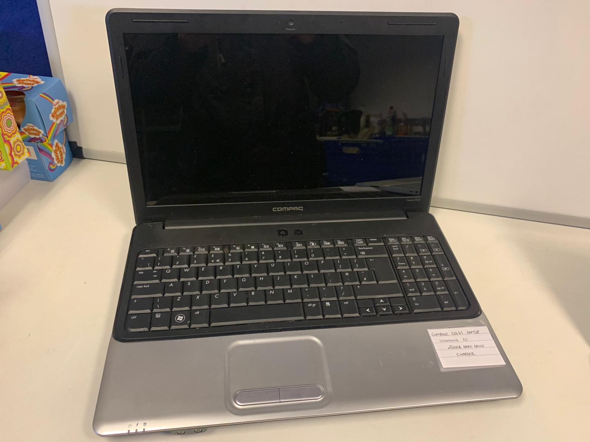COMPAQ C161 LAPTOP WINDOWS 10 250GB HARD DRIVE WITH CHARGER