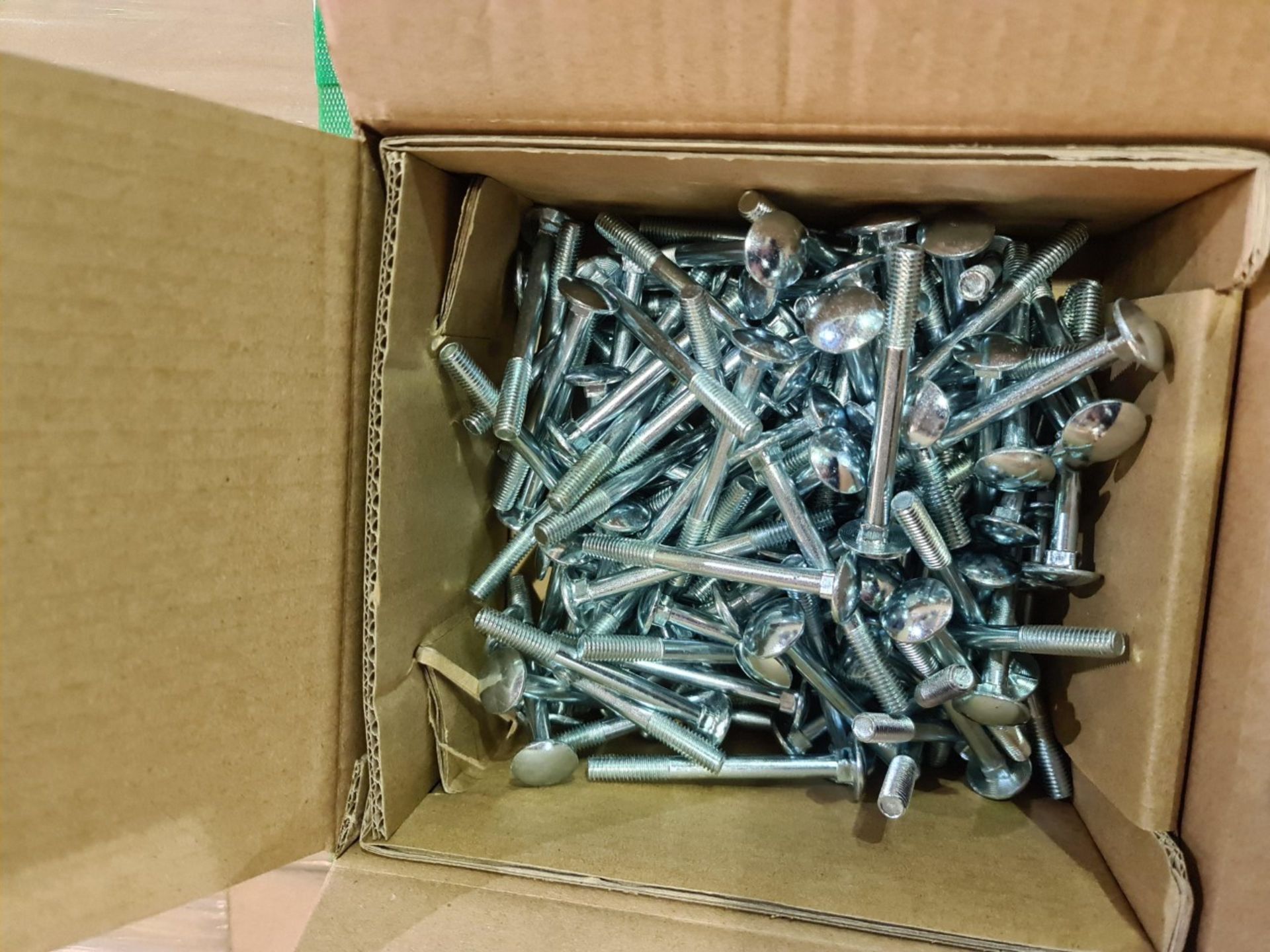 (S1) PALLET TO CONTAIN 199 x NEW 4KG BOXES OF M8x80MM HEX BOLT. ZP. RRP £28.25 PER BOX - Image 2 of 2