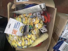 37 PIECE MIXED LOT INCLUDING SPONGES, TRAVEL PILLOWS, RATCHET TIE DOWNS, ETC