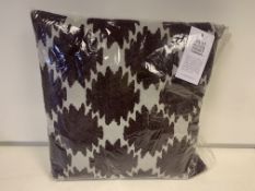 13 X BRAND NEW JAY ST. BLOCK PRINT COMPANY LINDEN CUSHION RRP £40