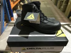 3 X PAIRS OF DELTA PLUS COMPOSITE STEEL TOE CAPPED WORD BOOTS SIZE 8