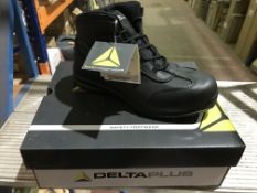 3 X PAIRS OF DELTA PLUS COMPOSITE STEEL TOE CAPPED WORD BOOTS SIZE 8