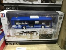 REMOTE CONTROL BLUE BUS WITH OPENING DOORS RRP £110