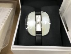 LADIES CALVIN KLEIN WRIST WATCH IN DISPLAY BOX