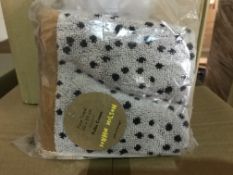 15 X DONNA WILSON POLKA CREAM FACE TOWEL SIZE 30 X 30 CM