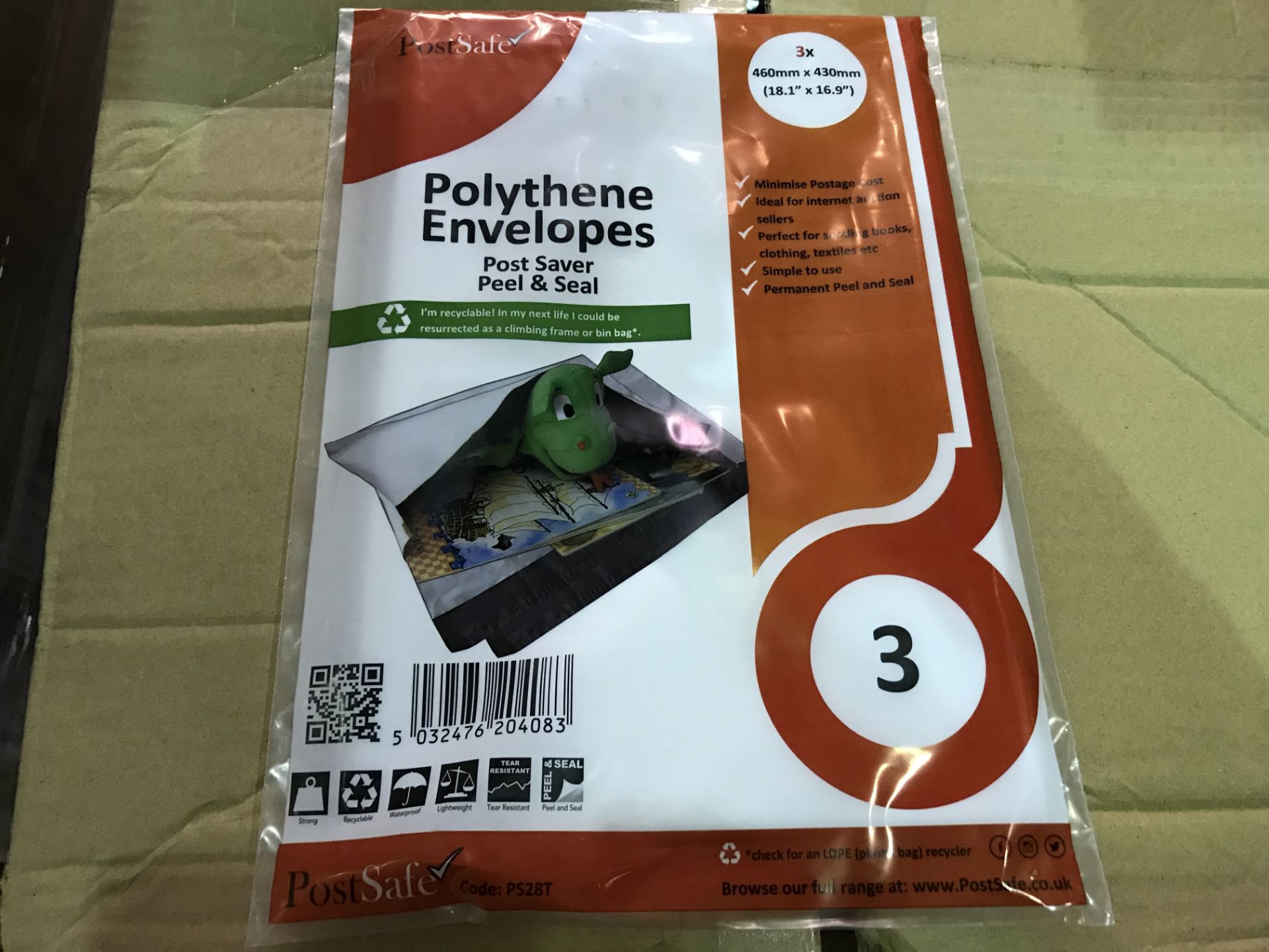 40 X PACKS OF 3 POST SAFE POLYTHENE ENVELOPES SIZE 460MM X 430MM IN 2 BOXES