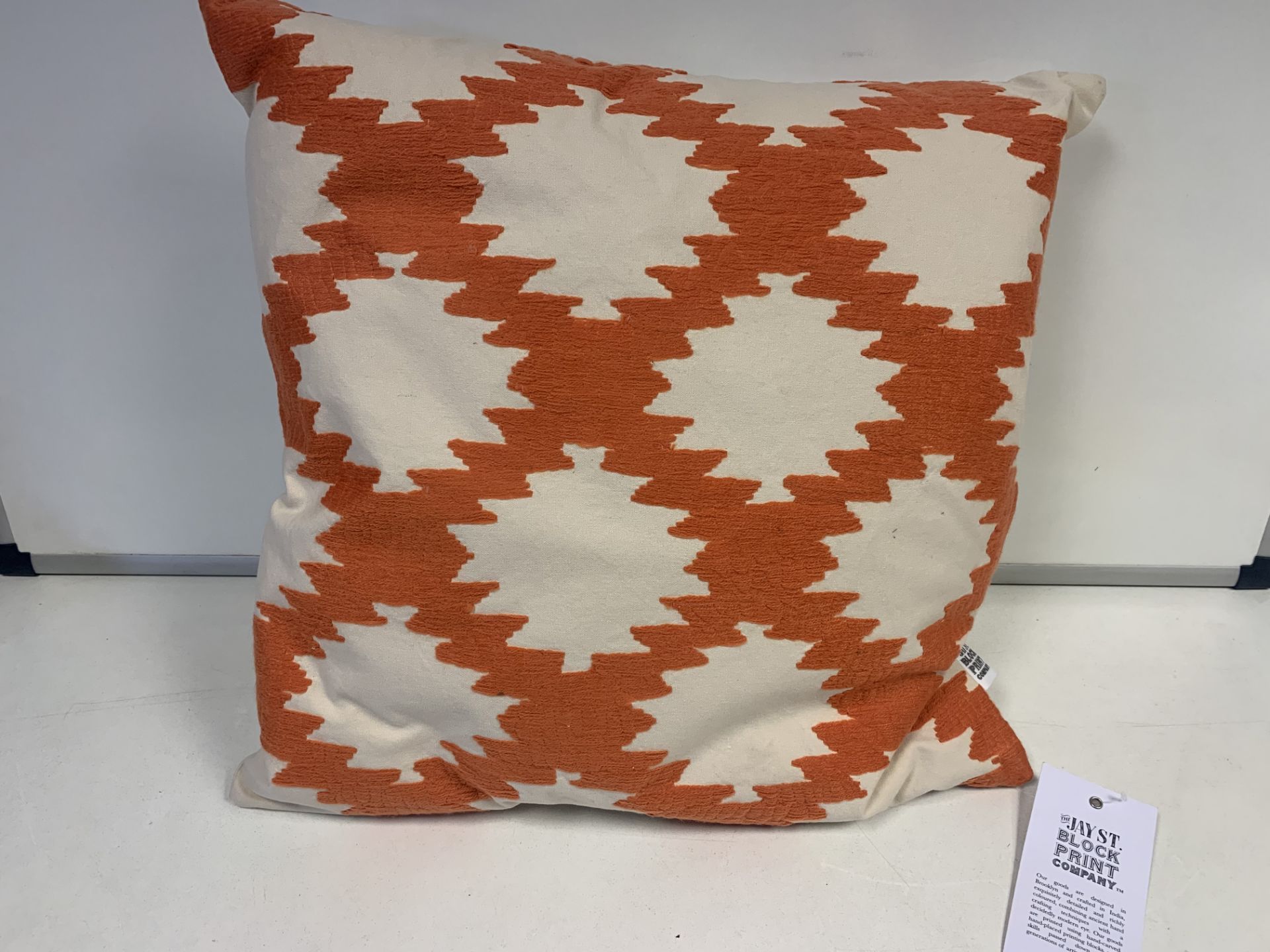 7 X BRAND NEW JAY ST. BLOCK PRINT COMPANY LINDEN CUSHION RRP £40 (118/19)