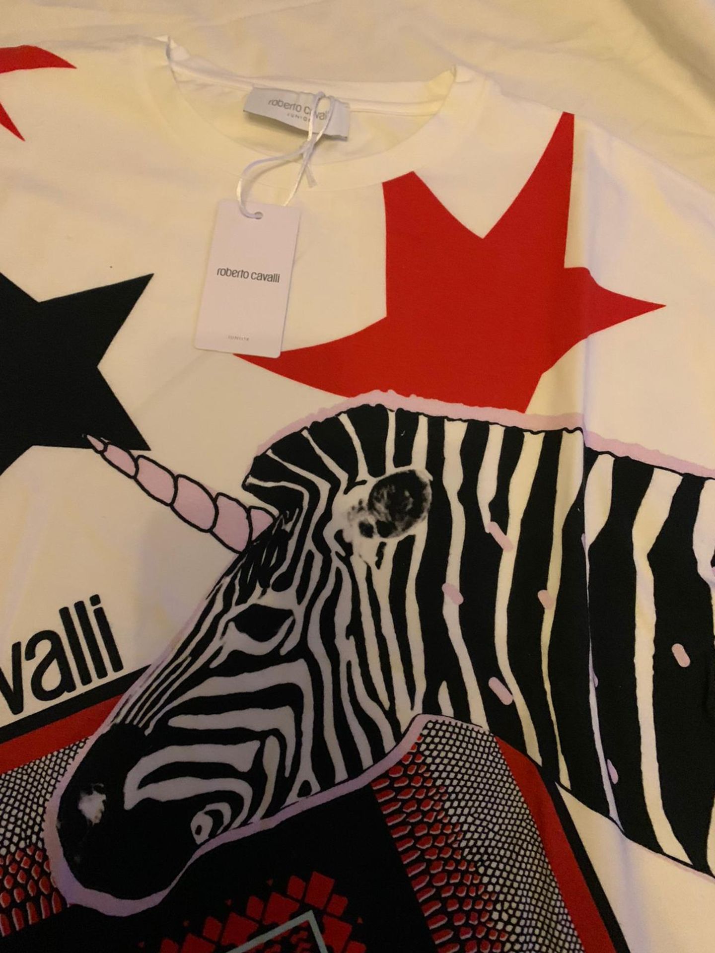 ROBERTO CAVALLI JUNIOR GIRLS T-SHIRT JERSEY FOUL STARS - AGE 6 - Image 2 of 3