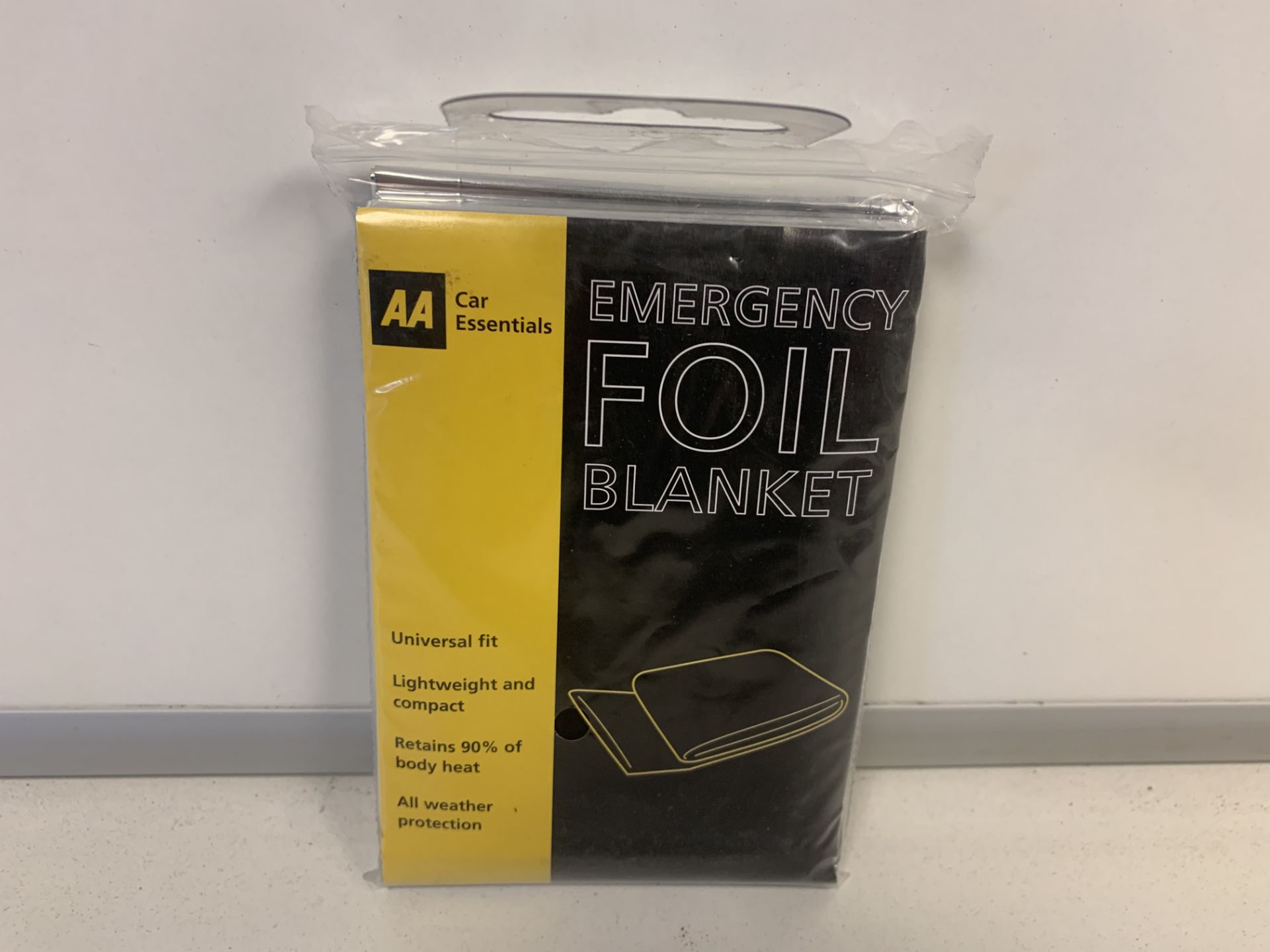 108 X BRAND NEW AA EMERGENCY FOIL BLANKETS