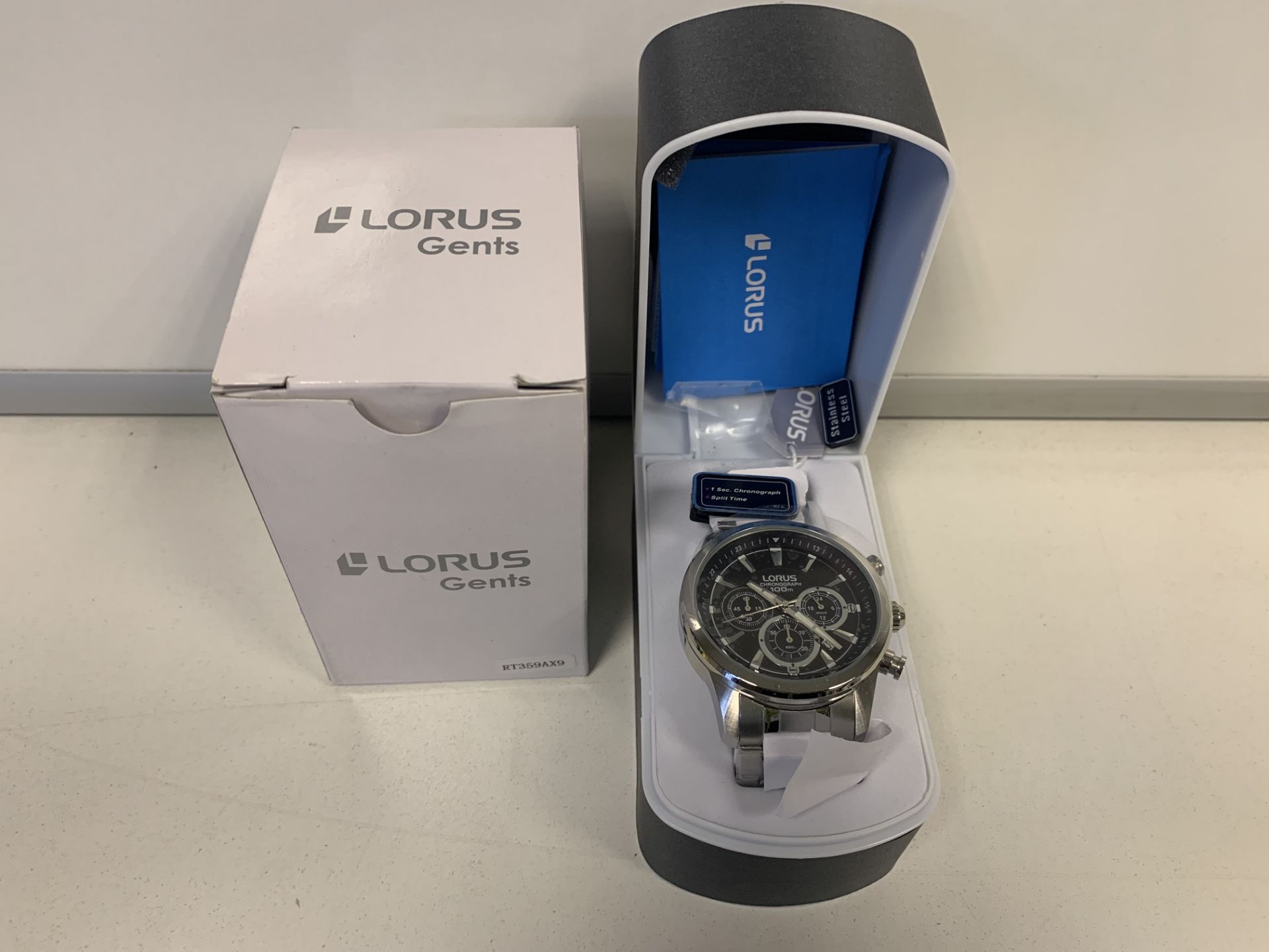 BRAND NEW RETAIL BOXED LORUS MENS WATCH SPORTS CHRONOGRAPH