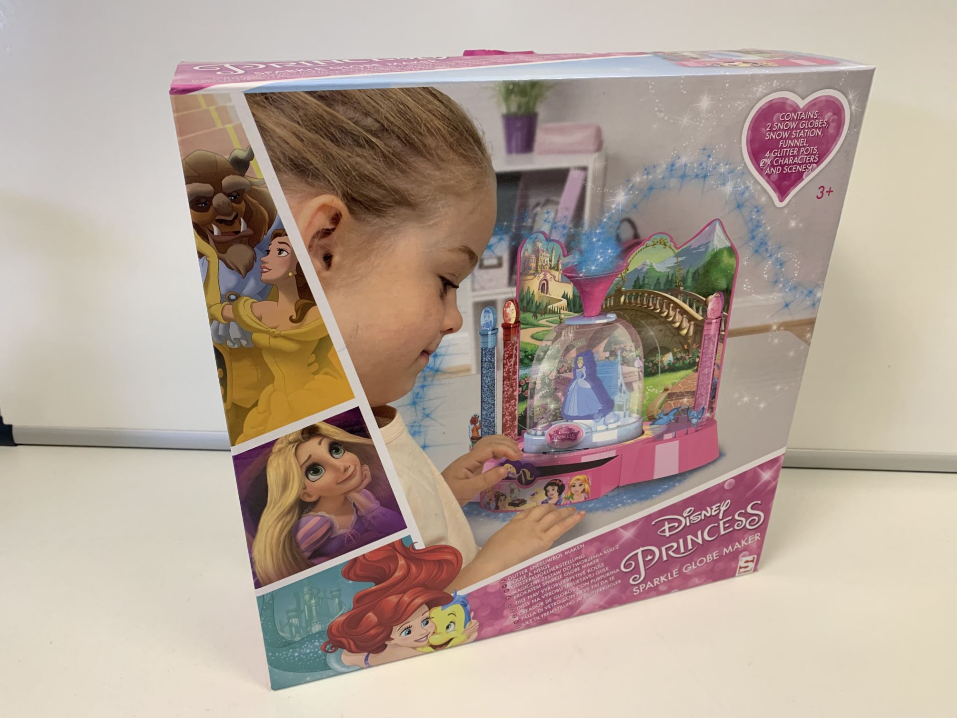 12 X BRAND NEW DISNEY PRINCESS SPARKLE GLOBE MAKERS IN 3 BOXES