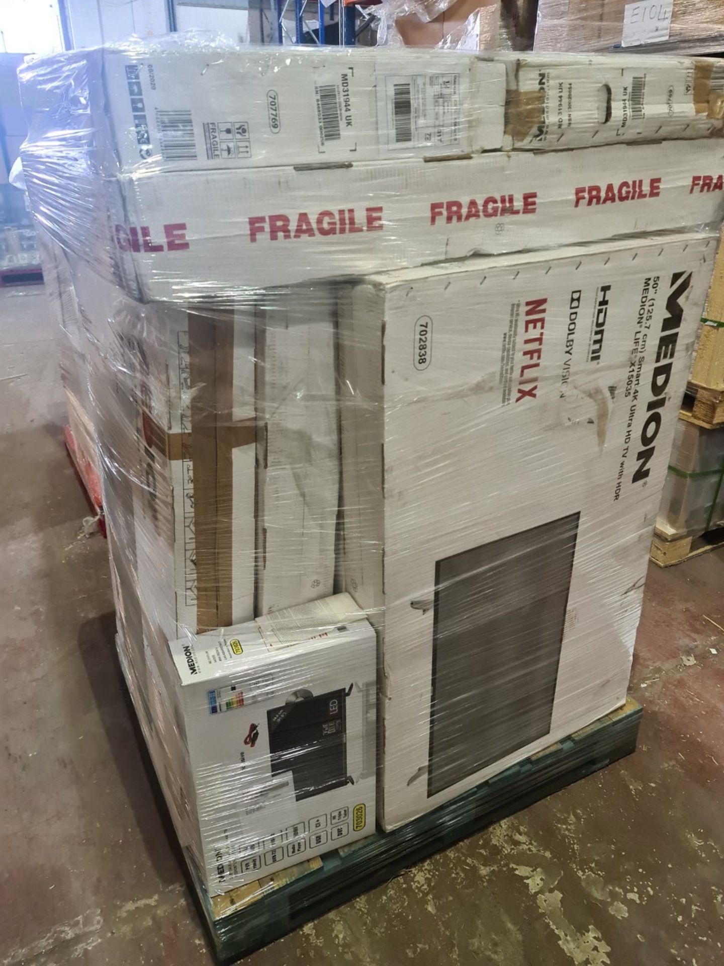 (M1) PALLET TO CONTAIN 11 x VARIOUS RETURNED TVS TO INCLUDE MEDION. SUCH AS:50 INCH SMART TV, 32