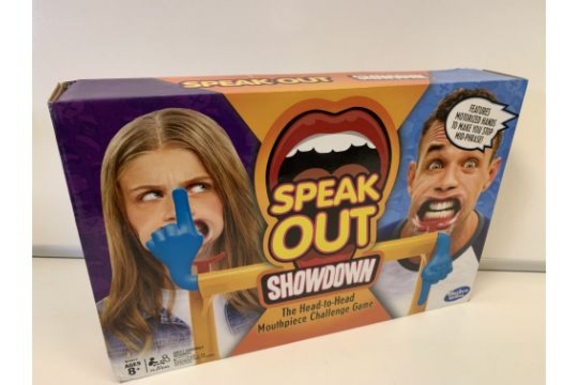 12 X BRAND NEW HASBRO GAMING SPEAK OUT SHOWDOWN THE HEAD TO HEAD MOUTHPIECE CHALLENGE GAME