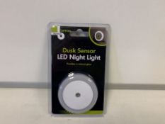 21 X BRAND NEW DUSK SENSOR LED NIGHT LIGHTS (830/16)