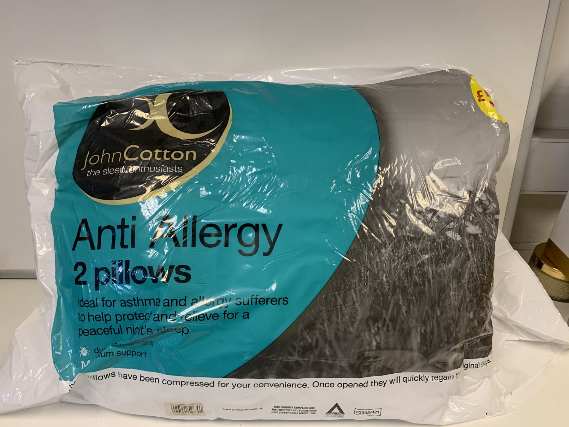 20 x SETS OF 2 JOHN COTTON ANTI ALLERGY POLLOWS. MEDIUM SUPPORT