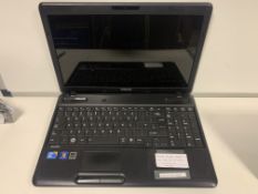 TOSHIBA C660 LAPTOP, INTEL CORE i3 2.4GHZ, WINDOWS 10 WITH CHARGER