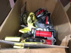 21 PIECE MIXED CYCLING LOT INCLUDING STUNT PEGS, PEDALS, HIGH VIZ HARNESS, ETC