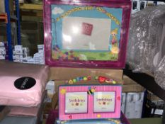 16 X VARIOUS BRAND NEW RUSS AND SCRIBBLE PICTURE FRAMES