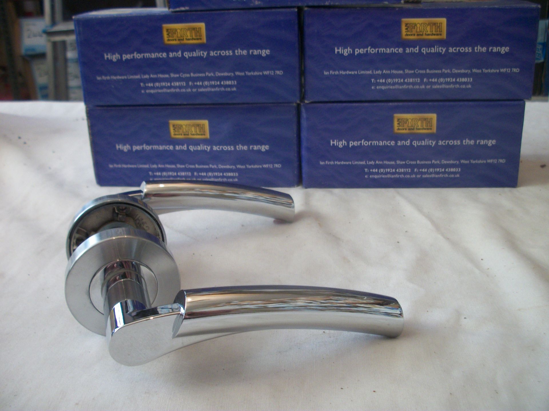 5 Pair x Ian Firth Lever on Round Rose Handles RRP £29.99 per pair