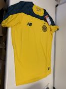 (NO VAT) 10 X BRAND NEW CHILDRENS CELTIC FC YELLOW FOOTBALL SHIRT SIZE LARGE BOYS