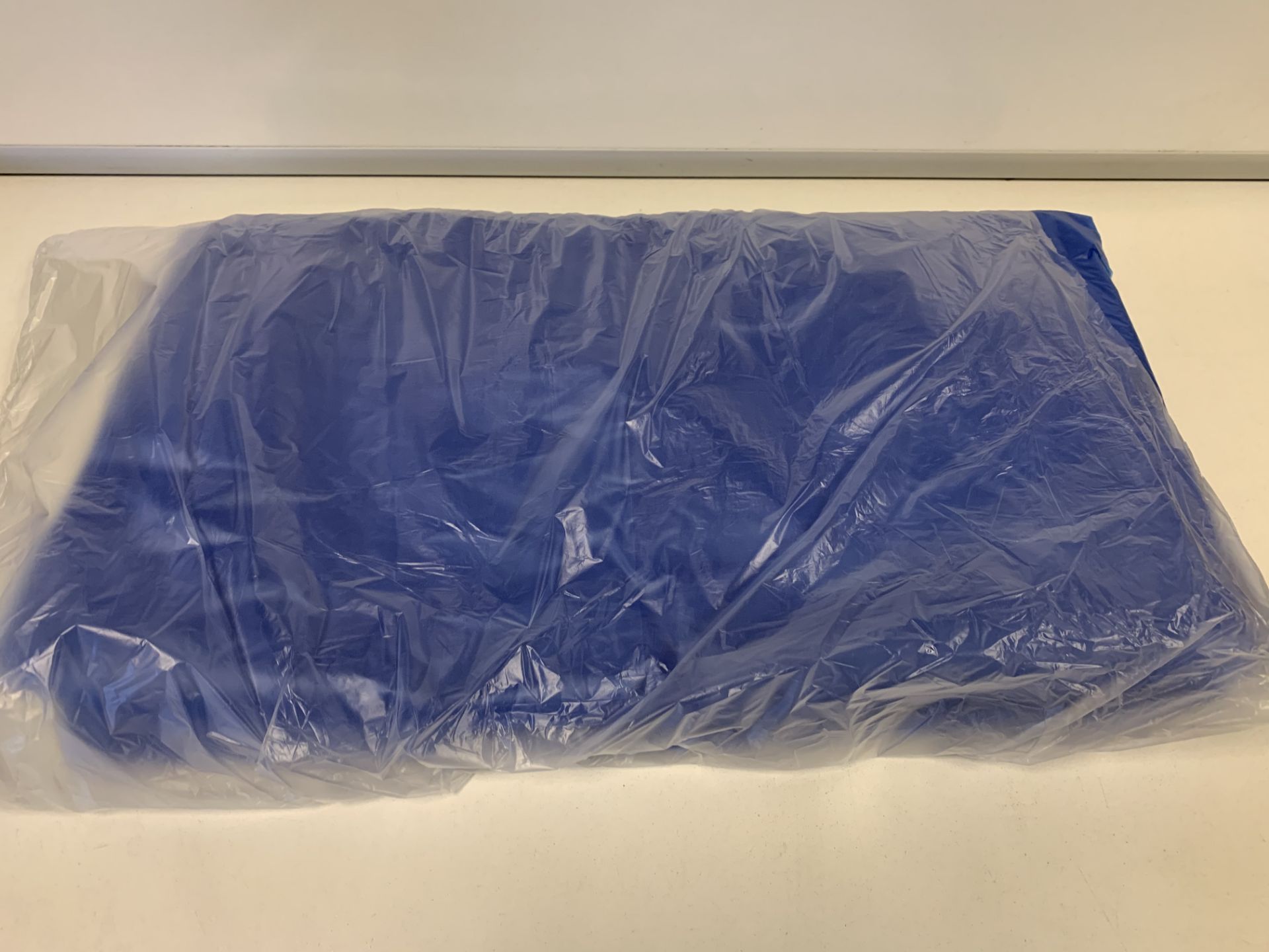 2000 X BRAND NEW BOXED BLUE HIGH DENSITY BAGS FOR FOOD USE 405 X 737 X 900MM IN 20 BOXES (680/23)