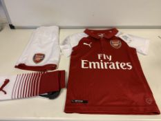 (NO VAT) 8 X BRAND NEW CHILDRENS ARSENAL FC FULL KIT AGE 3-4 YEARS PUMA