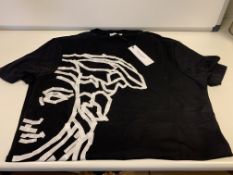 BRAND NEW VERSACE GIROCOLLO T SHIRT SIZE MEDIUM