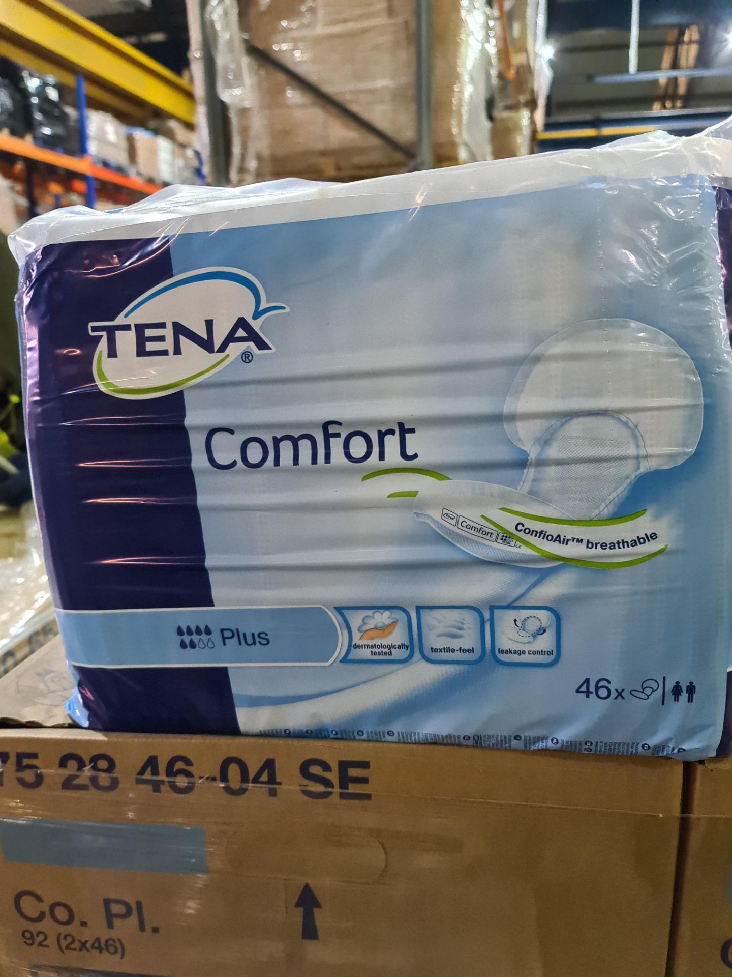 (Z2) PALLET TO CONTAIN 40 x NEW SEALED PACKS OF 46 TENA COMFORT PLUS PADS. UNISEX. RRP £19.15 PER