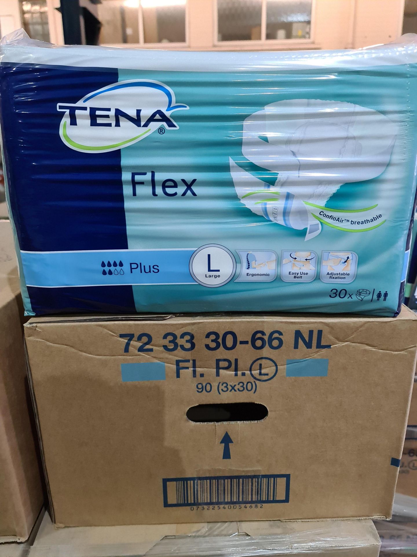 (Z3) PALLET TO CONTAIN 48 x NEW SEALED PACKS OF 30 TENA FLEX SUPER LARGE PADS. UNISEX. RRP £22 PER