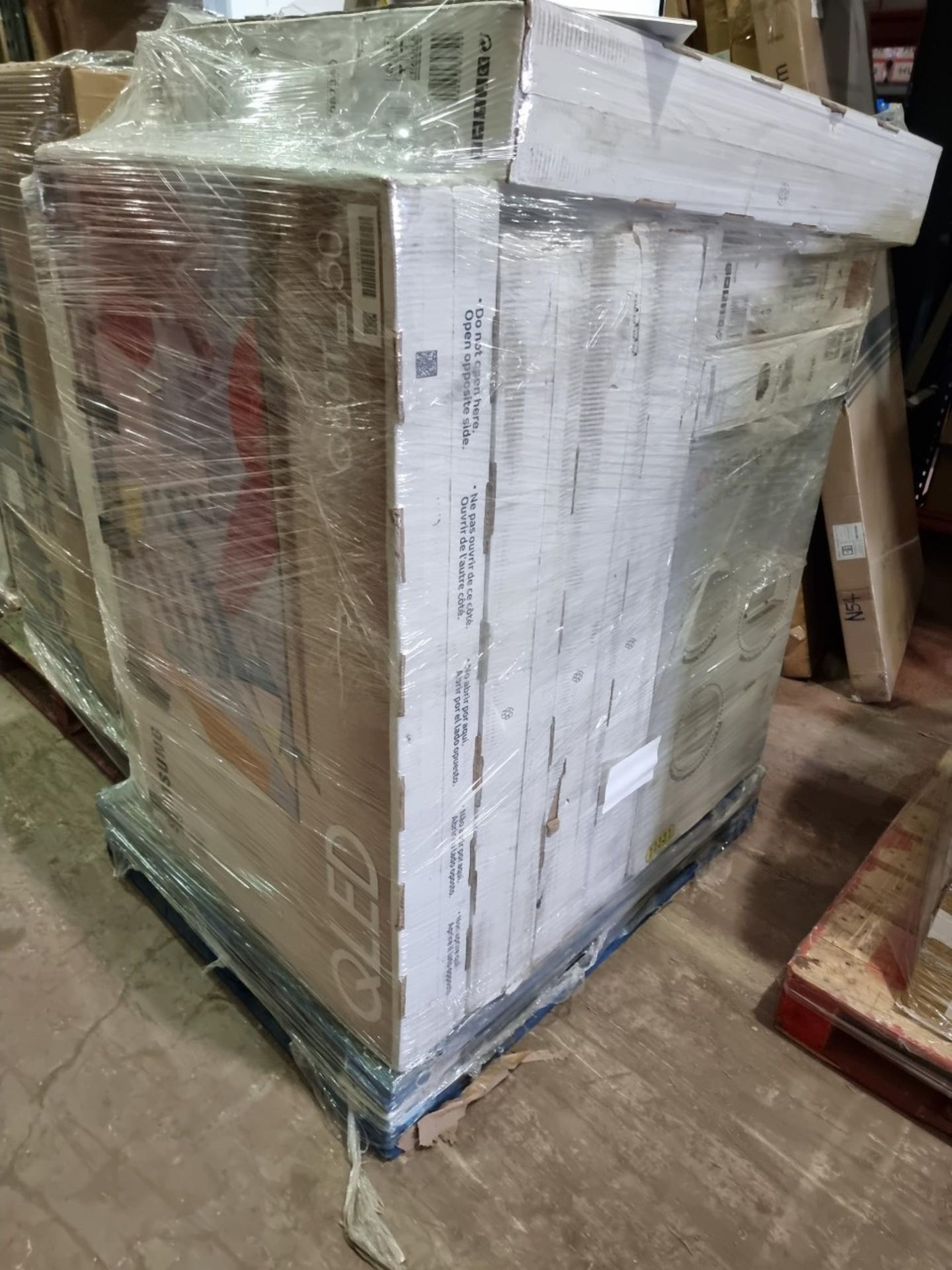 (TV111) PALLET TO CONTAIN 8 x VARIOUS RETURNED TVS & 1 x AMBIANO CHEST FREEZER. TO INCLUDE MEDION.