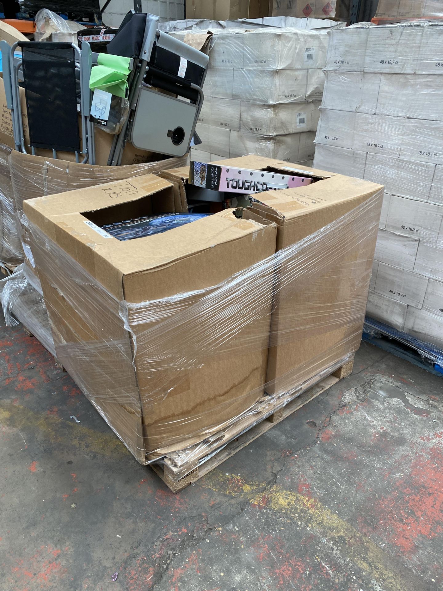 1 x pallet containing toys. Some new some returns. Pallet containing remote control vehicles,